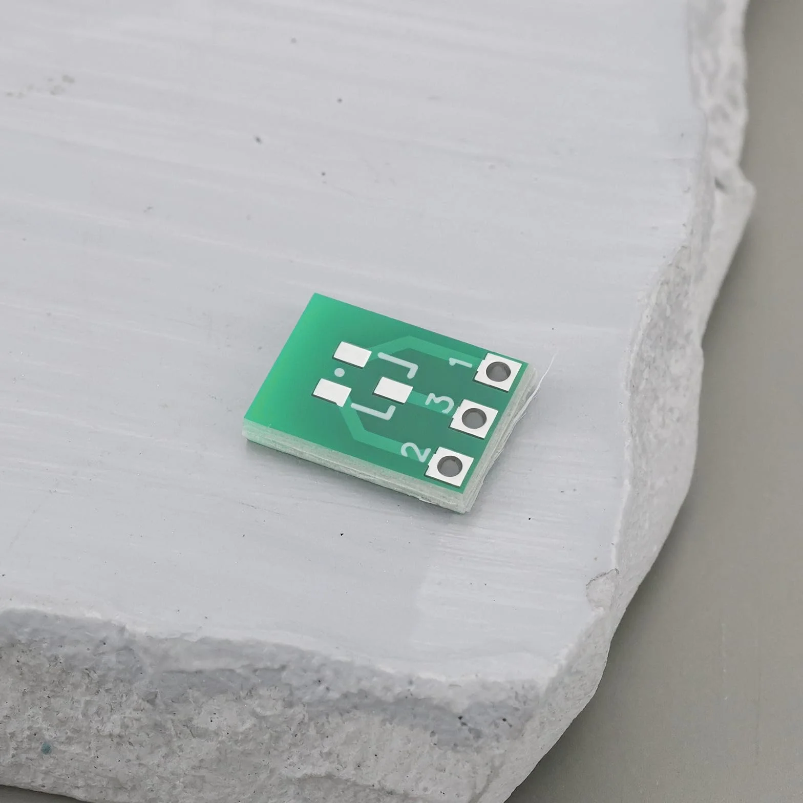 50 Pezzi SMD Bifacciale SOT23-3 SOT223 PCB Board Converter SOT23 A SIP3 2,54 Mm Adattatore 10x7,6 Mm Per Prodotti Elettronici